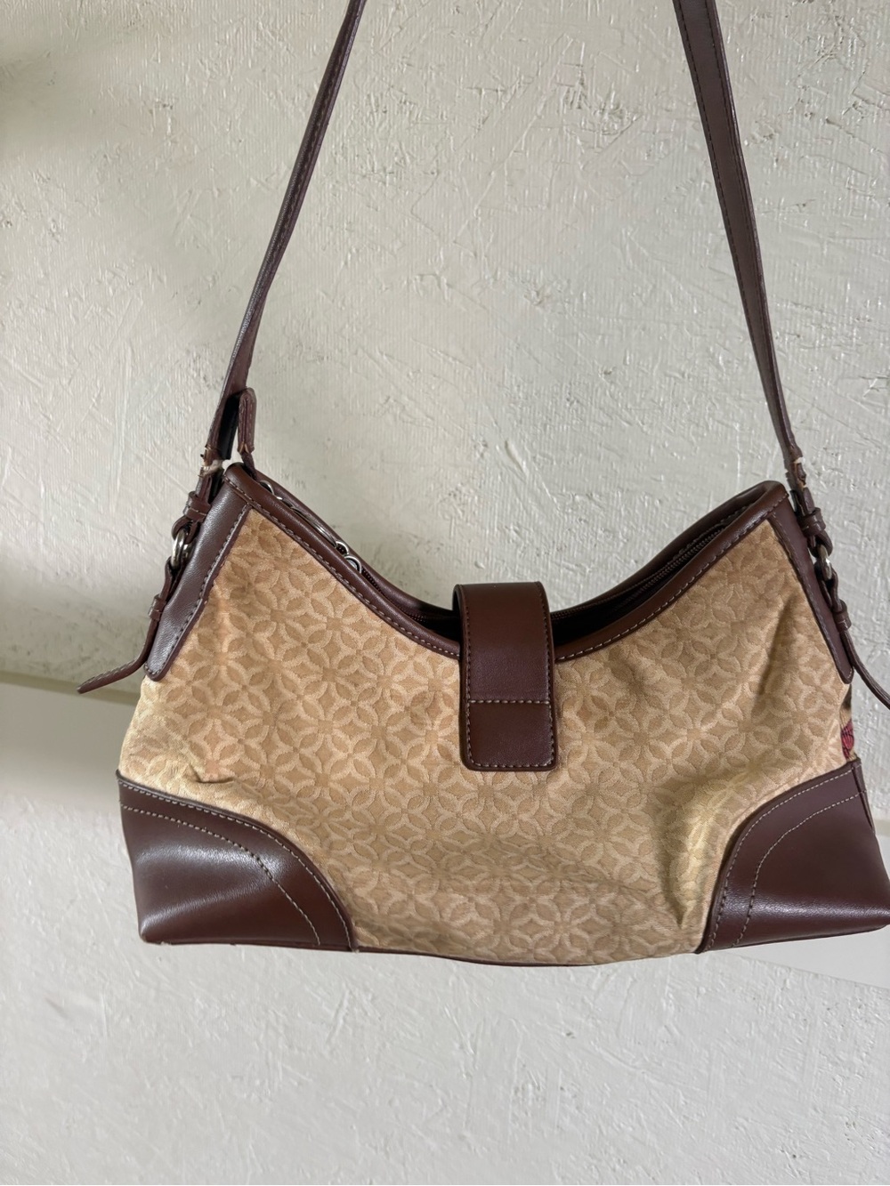 Vintage Y2K Brown Patchwork Shoulder Bag with Buckle Detail - Picture 6 of 8
